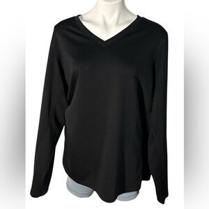 REI Black Women's long sleeve pullover. Size 3X,